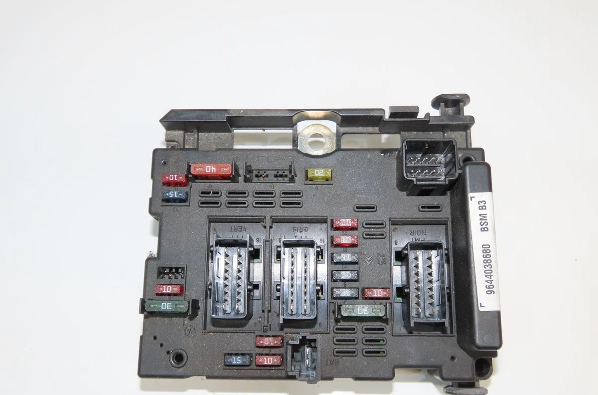 Bsm (boitier servitude moteur) Peugeot 307 (3A-C) 2.0 hdi 90 (2000-2007) 5 portes occasion