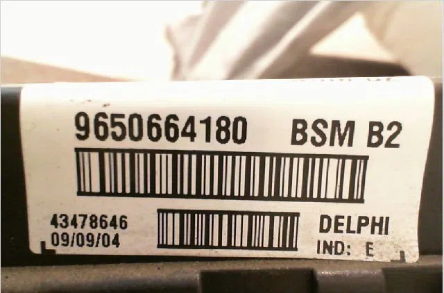 Bsm (boitier servitude moteur) Peugeot 307 Break (3E) 2.0 hdi 90 (2002-2008) occasion — photo 2