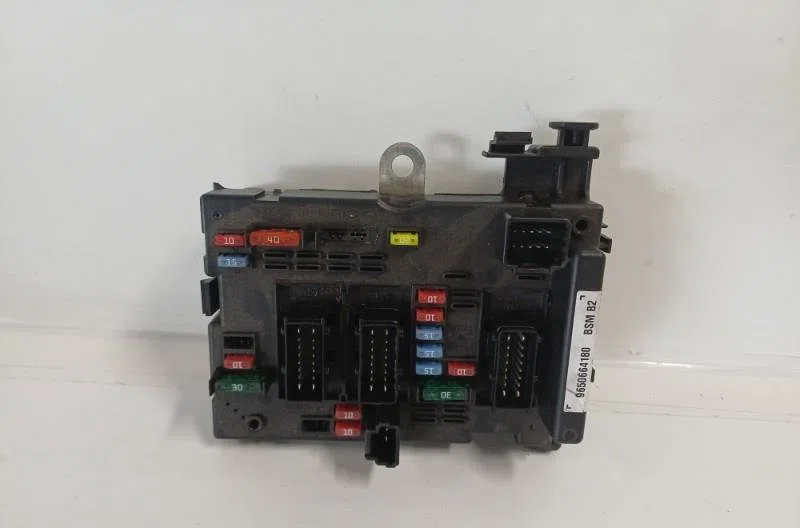 Bsm (boitier servitude moteur) PEUGEOT 307 PHASE 1 occasion