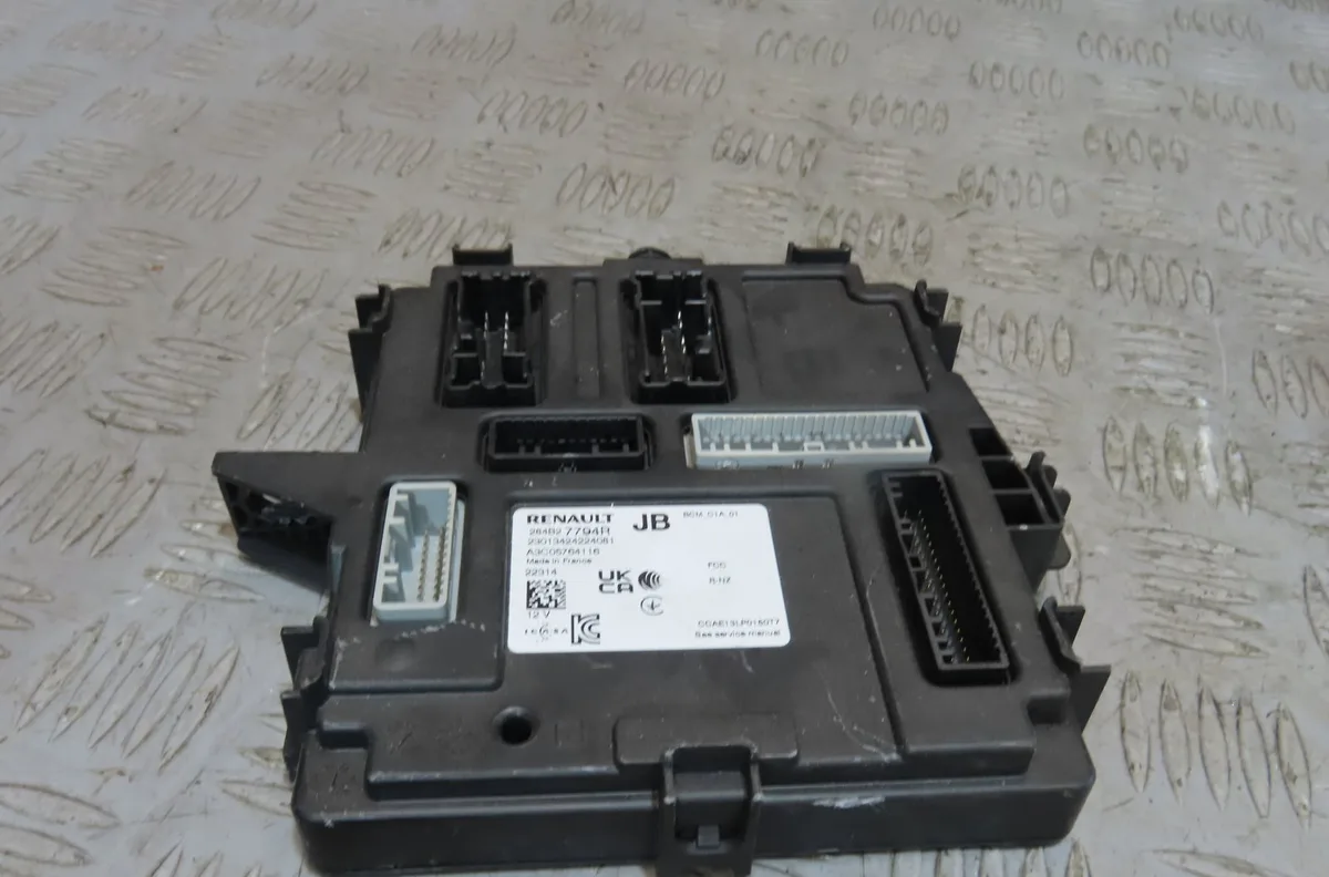 Bsm (boitier servitude moteur) RENAULT AUSTRAL occasion