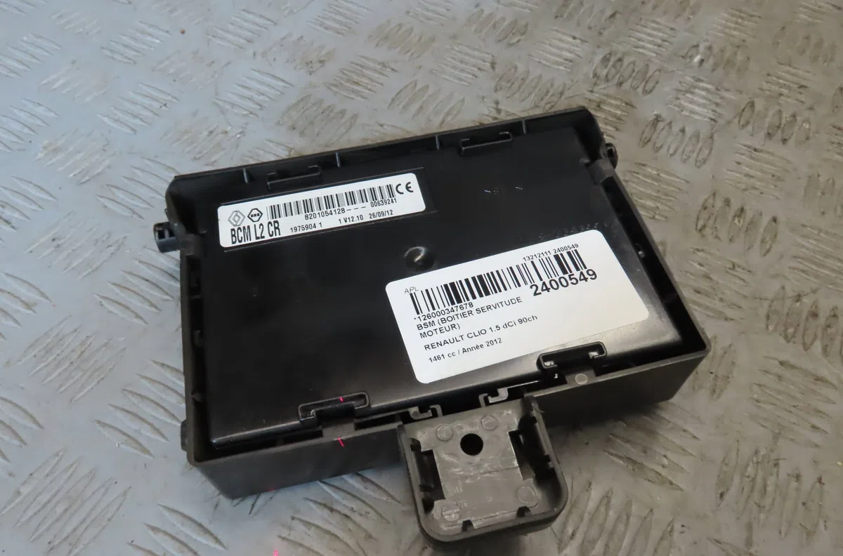 Bsm (boitier servitude moteur) RENAULT CLIO 2012 occasion — photo 4