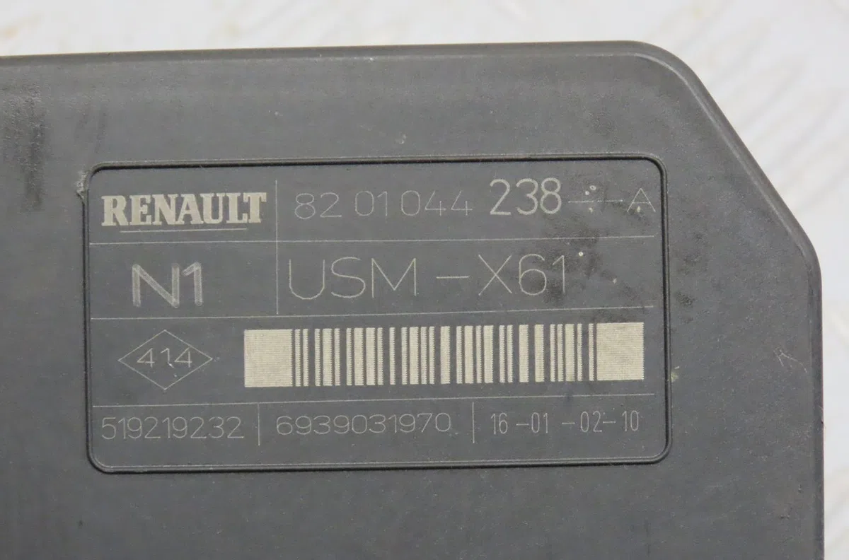 Bsm (boitier servitude moteur) Renault KANGOO Express (FW0-1_) 1.5 dci 70 (fw0a, kw0v) (2008) 4 portes occasion — photo 4