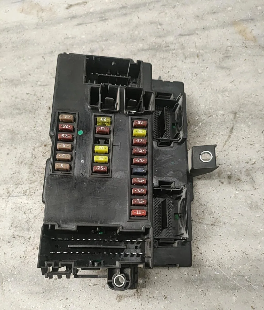 Bsm (boitier servitude moteur) RENAULT MASTER 2 PHASE 2 occasion