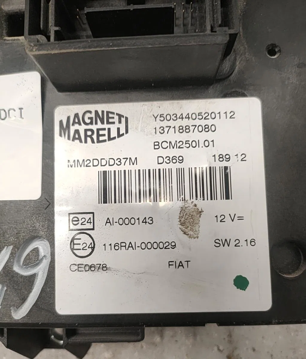 Bsm (boitier servitude moteur) RENAULT MASTER 2 PHASE 2 occasion — photo 3