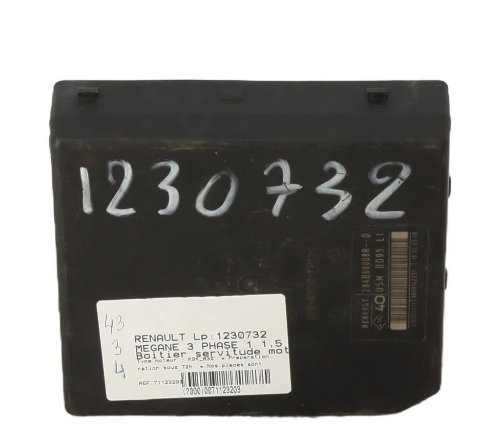 Bsm (boitier servitude moteur) Renault MEGANE III 3-5 portes (BZ0-1_, B3_) 1.5 dci (bz09, bz0d, bz1w, bz29, bz14) (2009) 5 portes occasion — photo 4