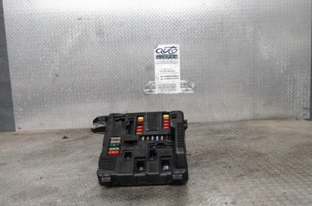 Bsm (boitier servitude moteur) RENAULT SCENIC 2 SCENIC 2 PHASE 1 occasion