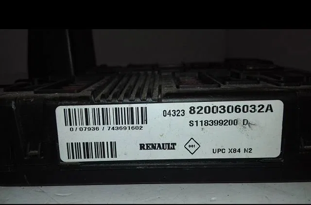 Bsm (boitier servitude moteur) Renault SCÉNIC II (JM0-1_) 1.5 dci (jm02, jm13) (2003-2005) occasion