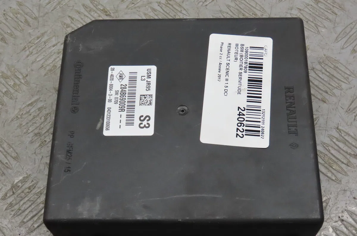 Bsm (boitier servitude moteur) Renault SCÉNIC III (JZ0-1_) 1.5 dci (2009) 5 portes occasion — photo 3