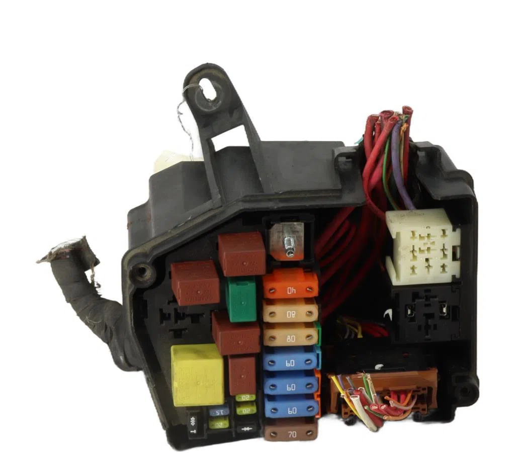 Bsm (boitier servitude moteur) Renault TWINGO II (CN0_) 1.5 dci (cn0e) (2007-2014) 3 portes occasion