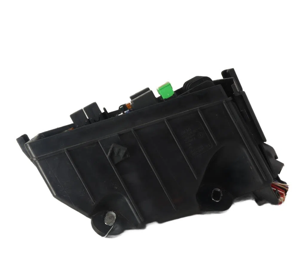 Bsm (boitier servitude moteur) VOLKSWAGEN GOLF 7 PHASE 1 occasion — photo 3