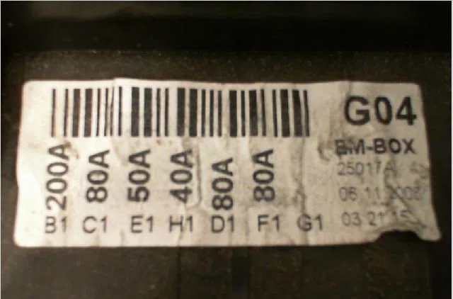 Bsm (boitier servitude moteur) Volkswagen GOLF V (1K1) 1.9 tdi (2003-2008) 5 portes occasion — photo 3