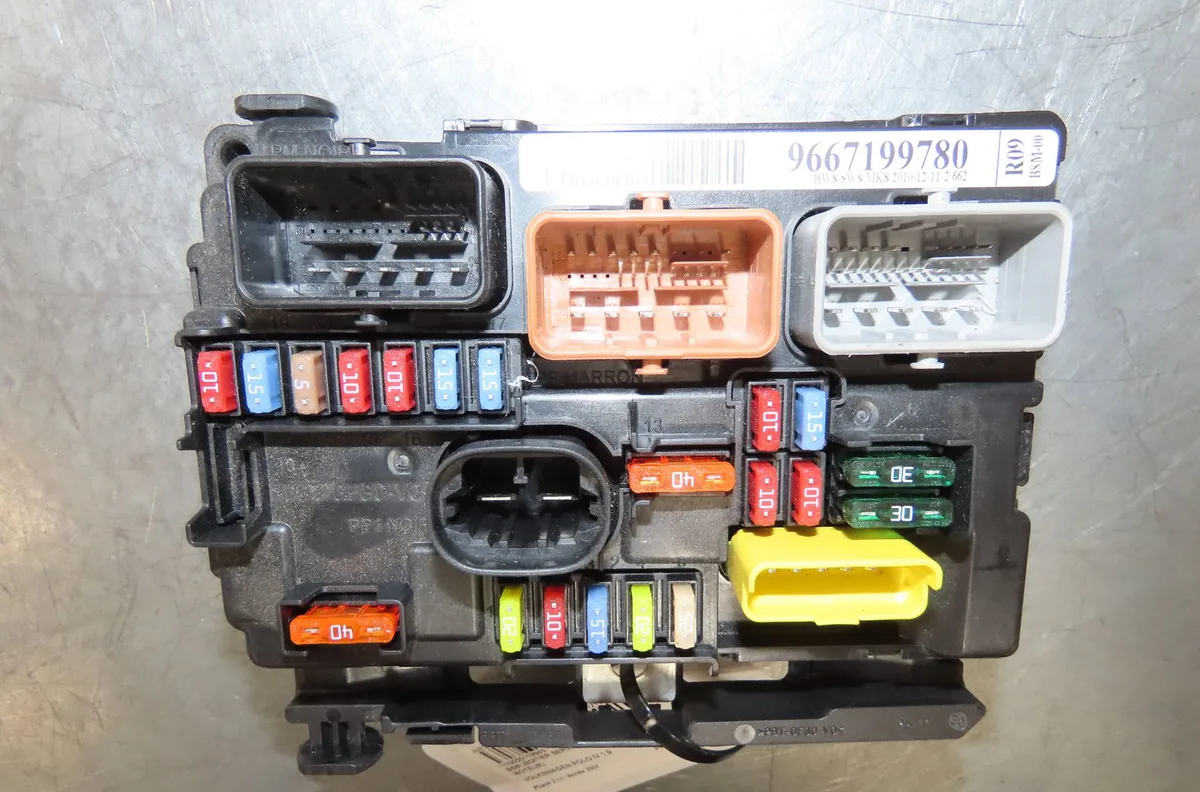 Bsm (boitier servitude moteur) Volkswagen POLO (9N_, 9A_) 1.9 tdi (2001-2009) 5 portes occasion