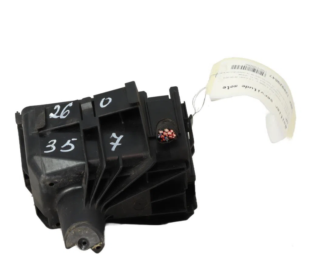 Bsm (boitier servitude moteur) Volkswagen POLO V (6R1, 6C1) 1.4 tdi (2014) occasion — photo 4