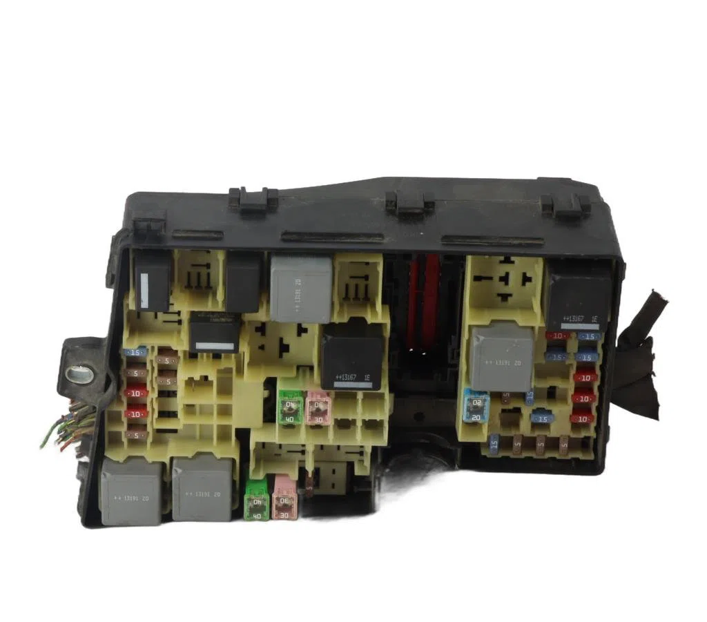 Bsm (boitier servitude moteur) Volvo V40 3-5 portes (525) D3 (2012-2015) occasion