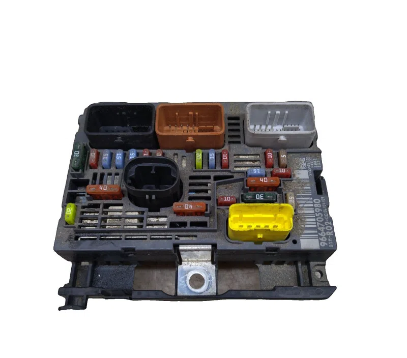 BSM / USM (BOITIER/UNITE SERVITUDE MOTEUR) CITROEN C4PICASSO 9664705980