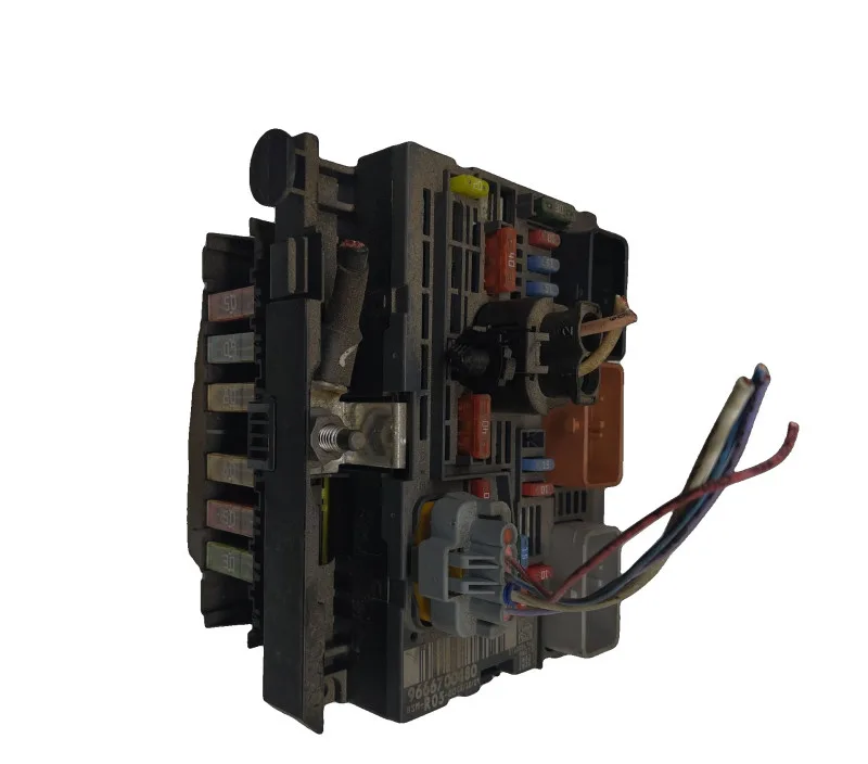 BSM / USM (BOITIER/UNITE SERVITUDE MOTEUR) PEUGEOT 308 9807028780
