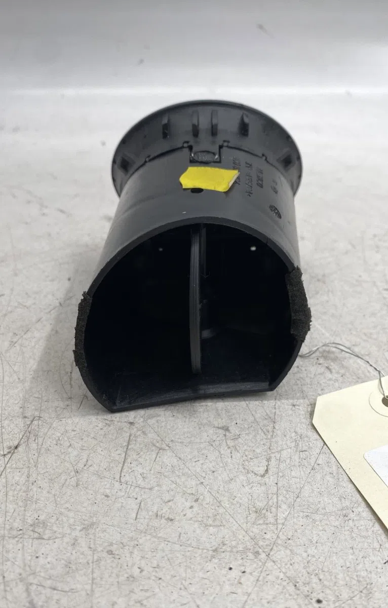 Buse ventilateur Volkswagen NEW BEETLE Décapotable (1Y7) 1.6 (2003-2010) occasion — photo 2