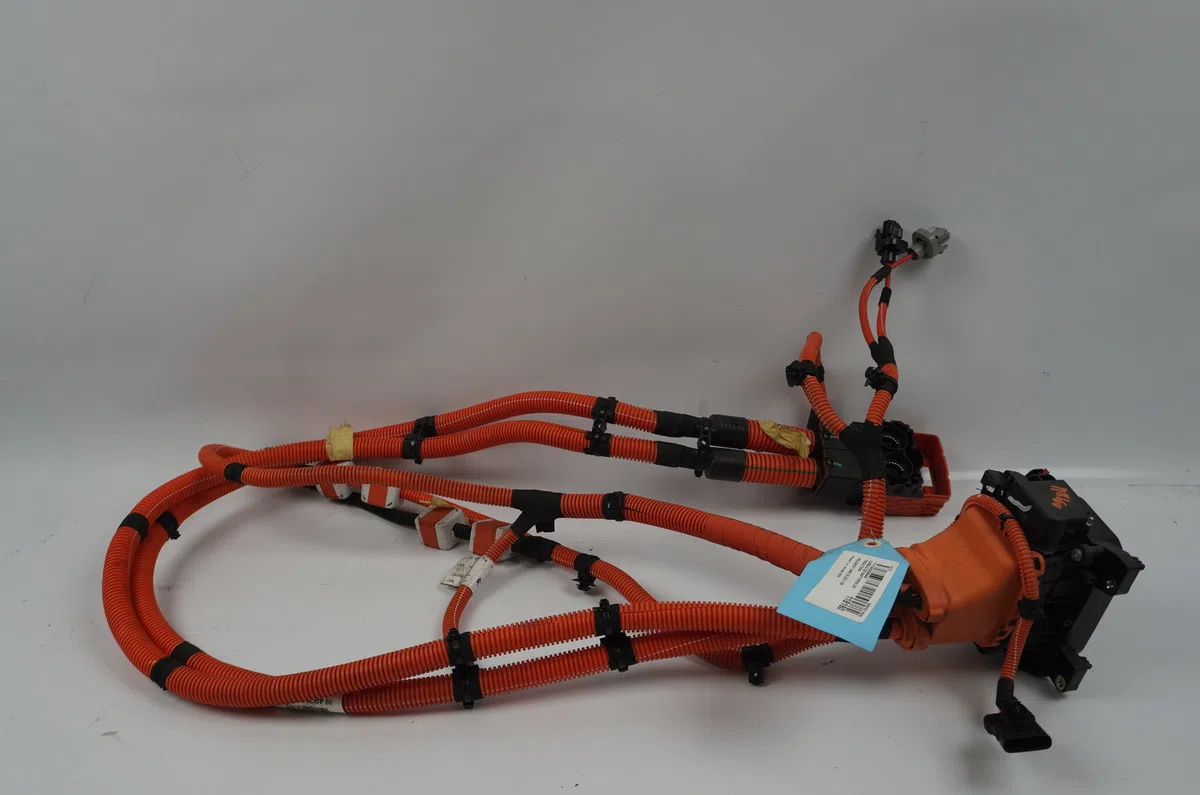 Cable de batterie de traction Peugeot 208 II (UB_, UP_, UW_, UJ_) E-208 (2019) occasion — photo 2