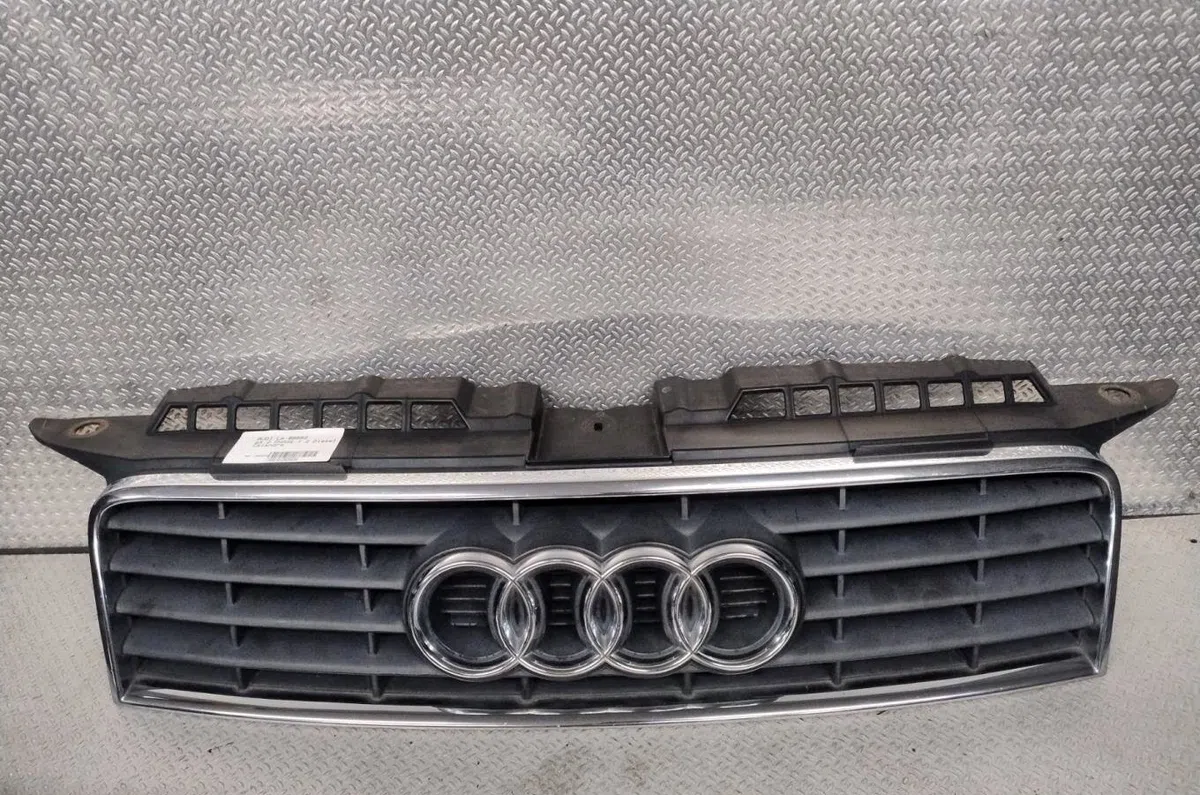 Calandre Audi A3 (8P1) 2.0 tdi 16v (2003-2012) 3 portes occasion