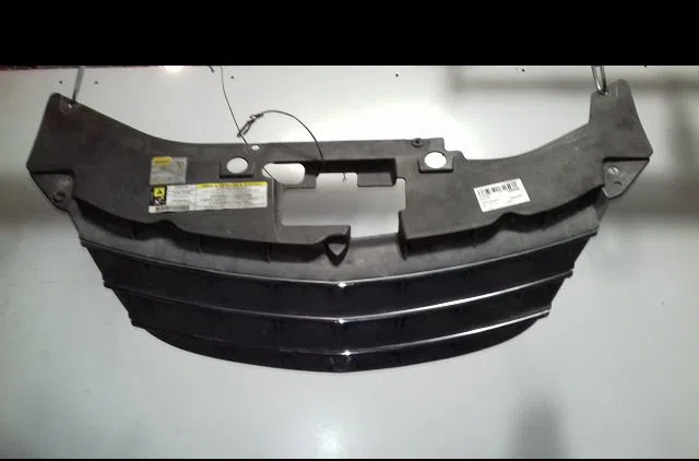 Calandre Chrysler SEBRING Décapotable (JS) 2.0 crd (2007-2010) occasion — photo 2