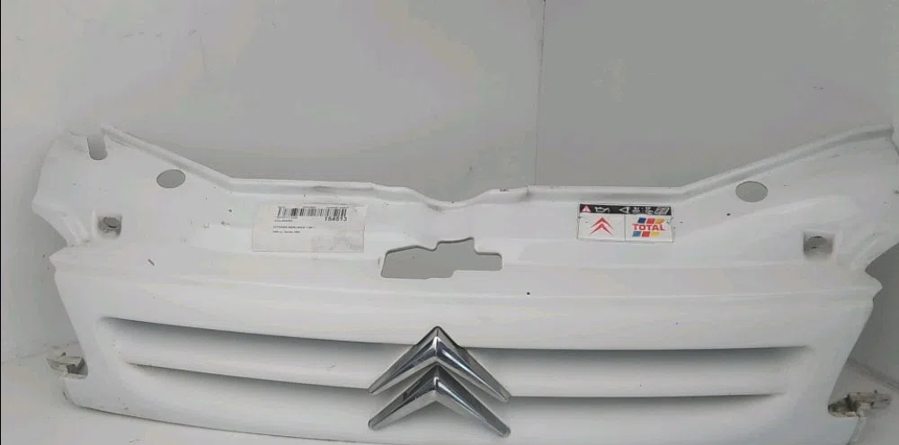 Calandre Citroen BERLINGO - BERLINGO FIRST Monospace (MF_, GJK_, GFK_) 1.9 d (mfwjz) (1998-2005) 3 portes occasion — photo 2