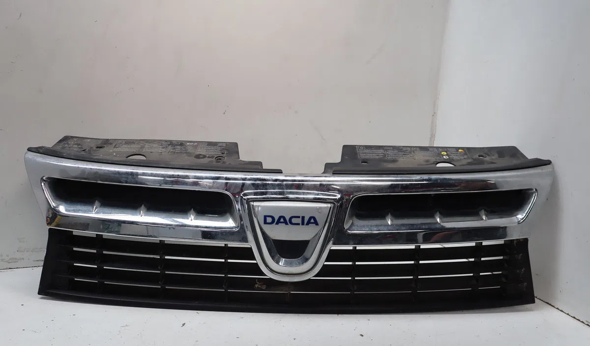 Calandre Dacia DUSTER (HS_) 1.5 dci 4x4 (hsmc, hsmd) (2010-2018) 5 portes occasion — photo 2