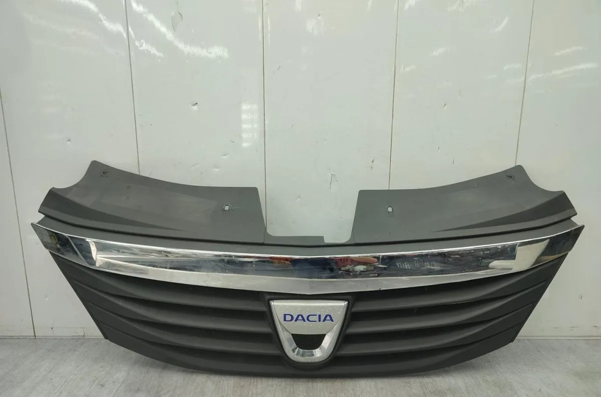 Calandre DACIA LOGAN 1 PHASE 2 occasion