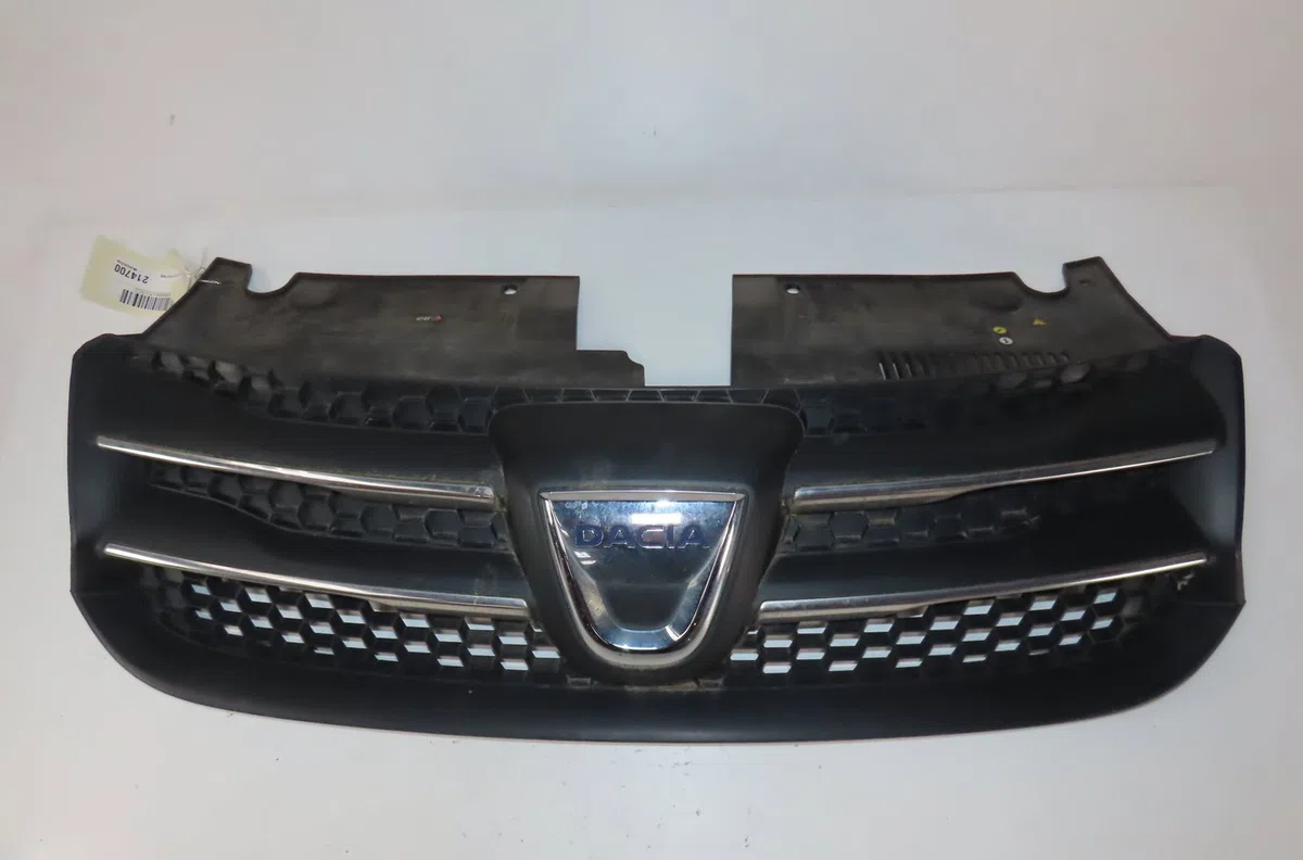 Calandre Dacia SANDERO II Tce 90 (b8m1, b8ma) (2012) 5 portes occasion — photo 3