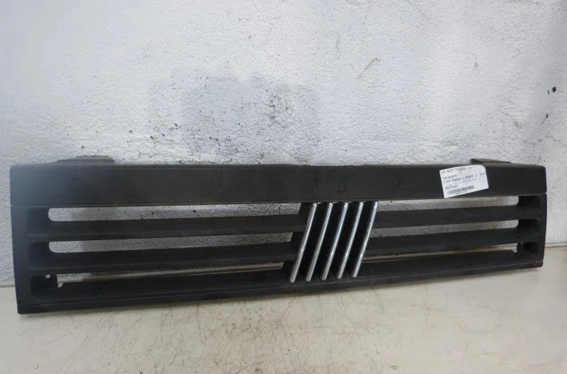 Calandre FIAT PANDA 1 PHASE 2 occasion — photo 3