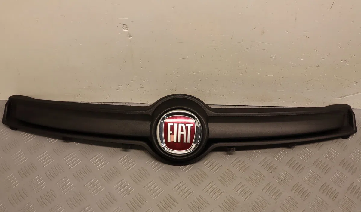 Calandre Fiat PANDA (312_, 319_) 1.2 (312pxa1a) (2012) occasion