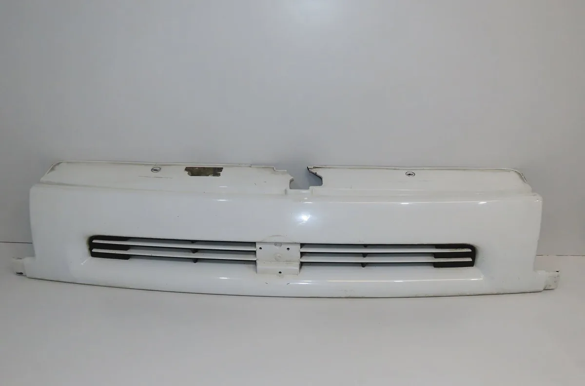 Calandre Fiat SCUDO Autobus-Autocar (220_) 1.9 d (1996-1998) occasion