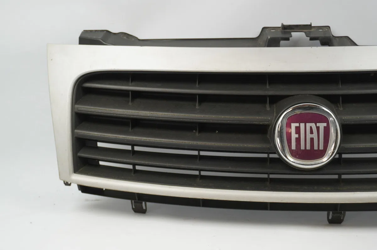 Calandre Fiat SCUDO Camionnette (270_, 272_) 2.0 d multijet (2007-2016) occasion — photo 3