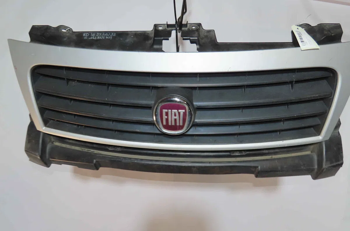 Calandre FIAT SCUDO II occasion — photo 3