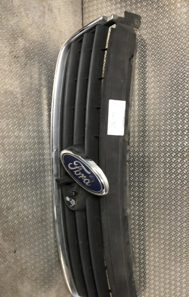 Calandre FORD C-MAX 1 C-MAX 1 PHASE 2 occasion