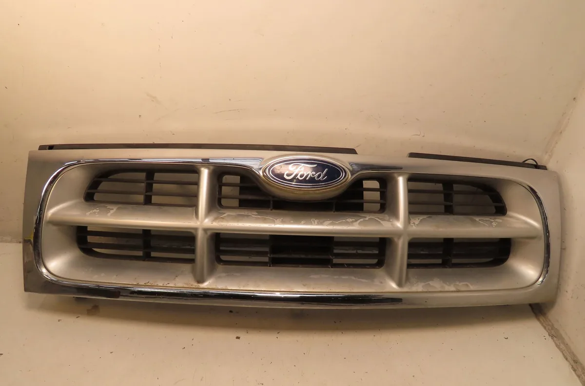 Calandre Ford MAVERICK (UDS, UNS) 2.7 td (1993-1996) occasion