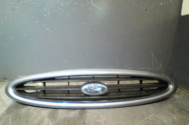 Calandre FORD MONDEO 1999 occasion