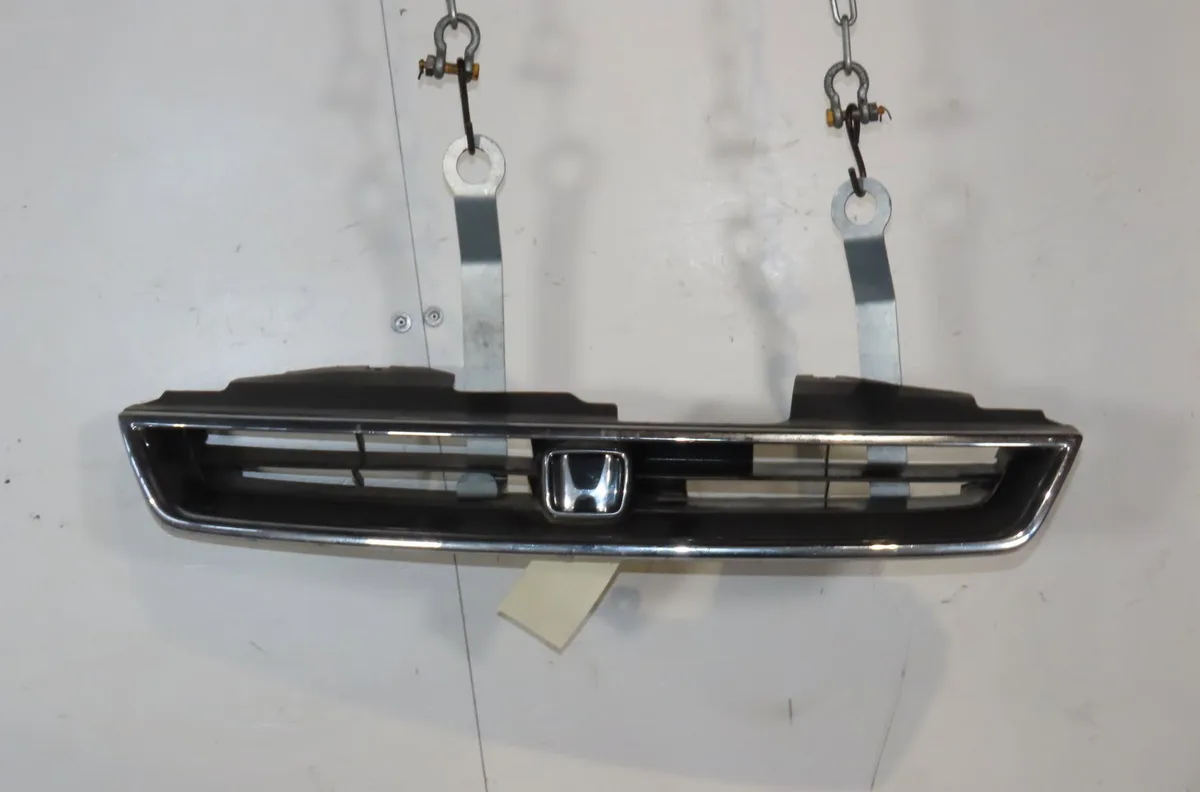 Calandre Honda ACCORD V Coupé (CD) 2.2 i es (cd7) (1993-1998) occasion