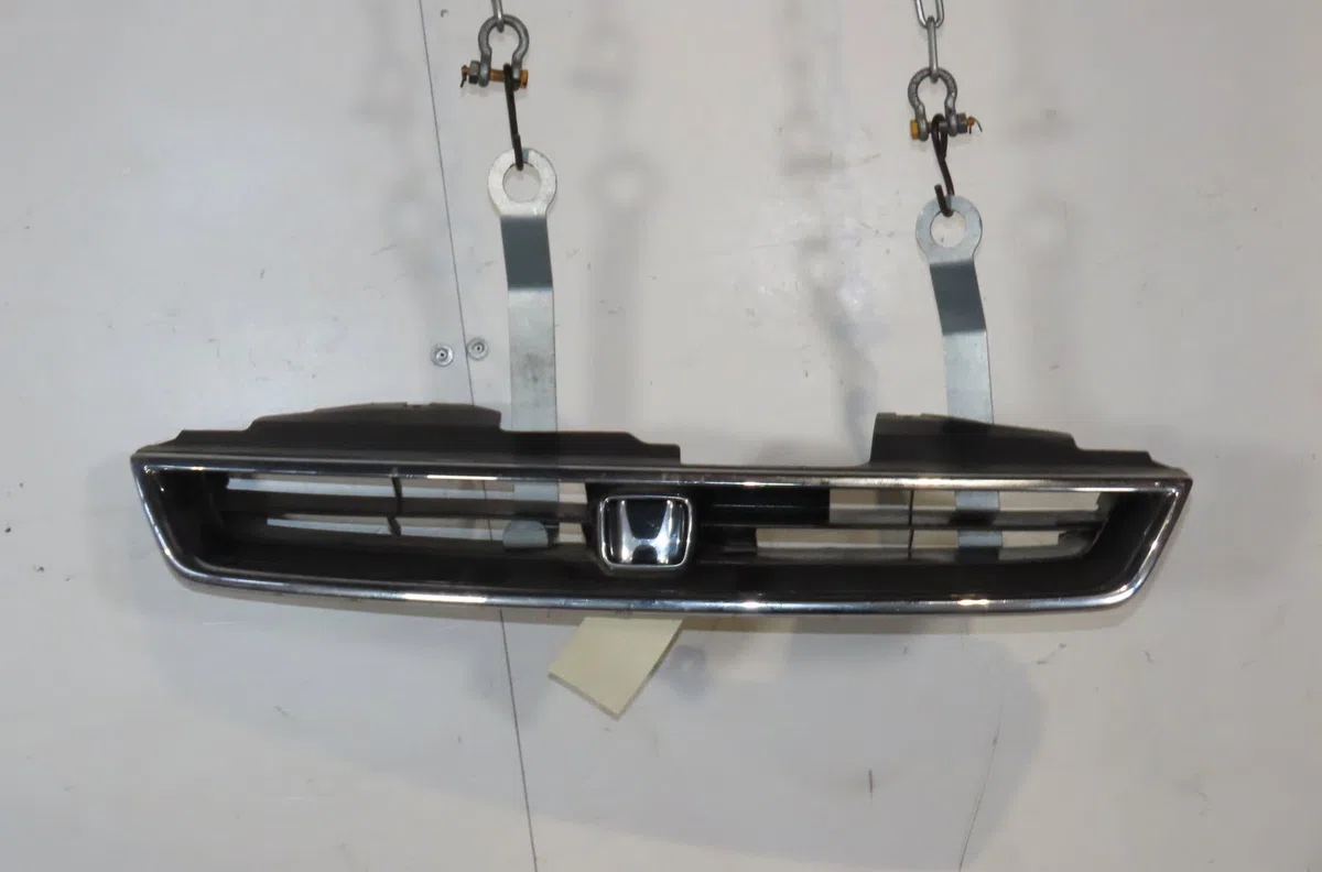 Calandre Honda ACCORD V Coupé (CD) 2.2 i es (cd7) (1993-1998) occasion