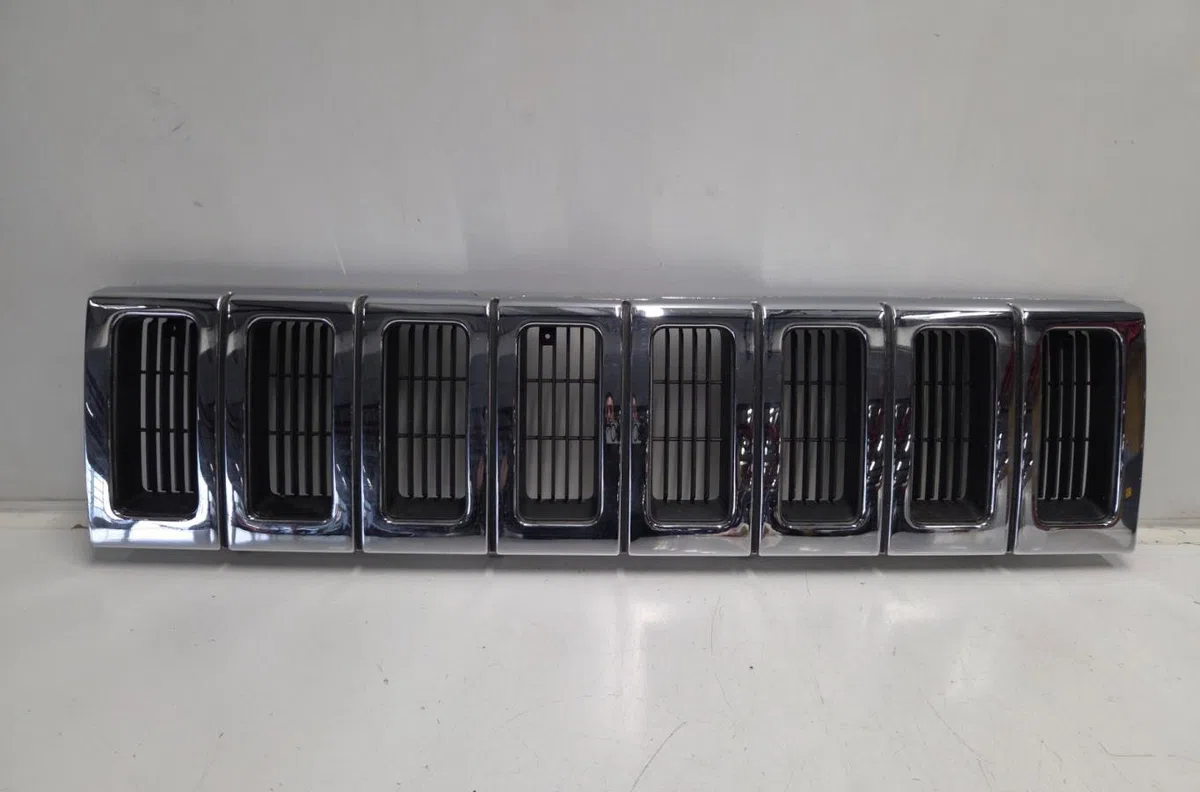 Calandre JEEP GRAND CHEROKEE 1 PHASE 1 occasion