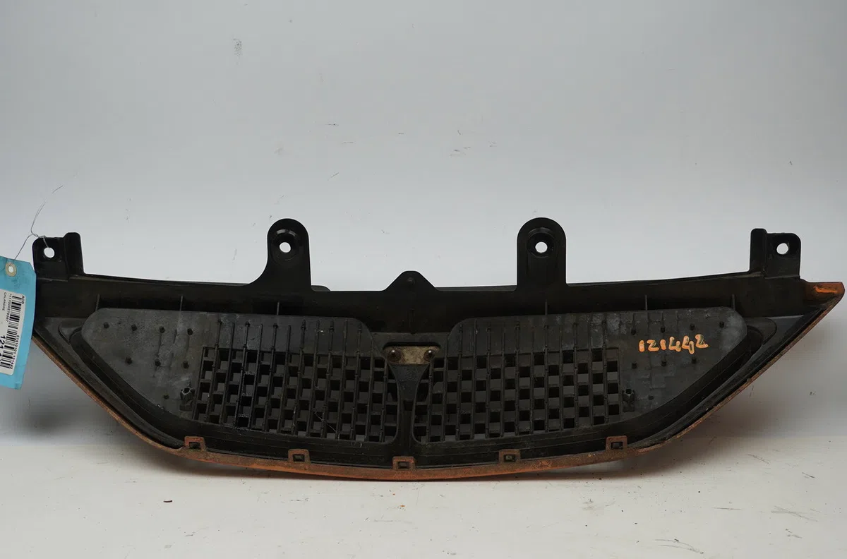Calandre Lancia Y (840_) 1.2 (840aa, 840af1a) (1996-2003) occasion — photo 3