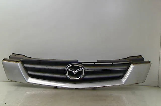 Calandre Mazda DEMIO (DW) 1.3 16v (dw3w) (1998-2003) occasion