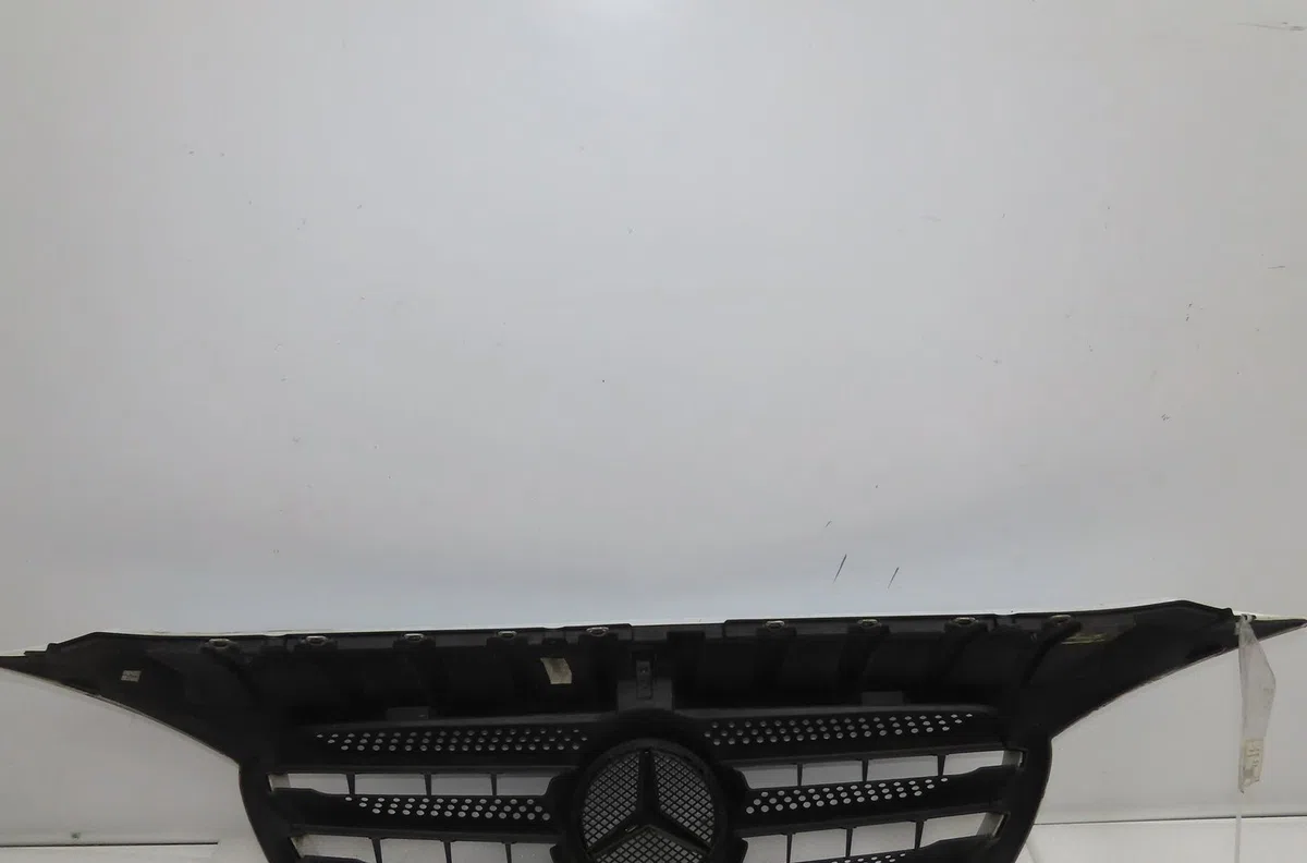 Calandre Mercedes-benz CITAN Camionnette-Monospace (W415) 109 cdi (415.601, 415.603, 415.605) (2012-2021) occasion — photo 2