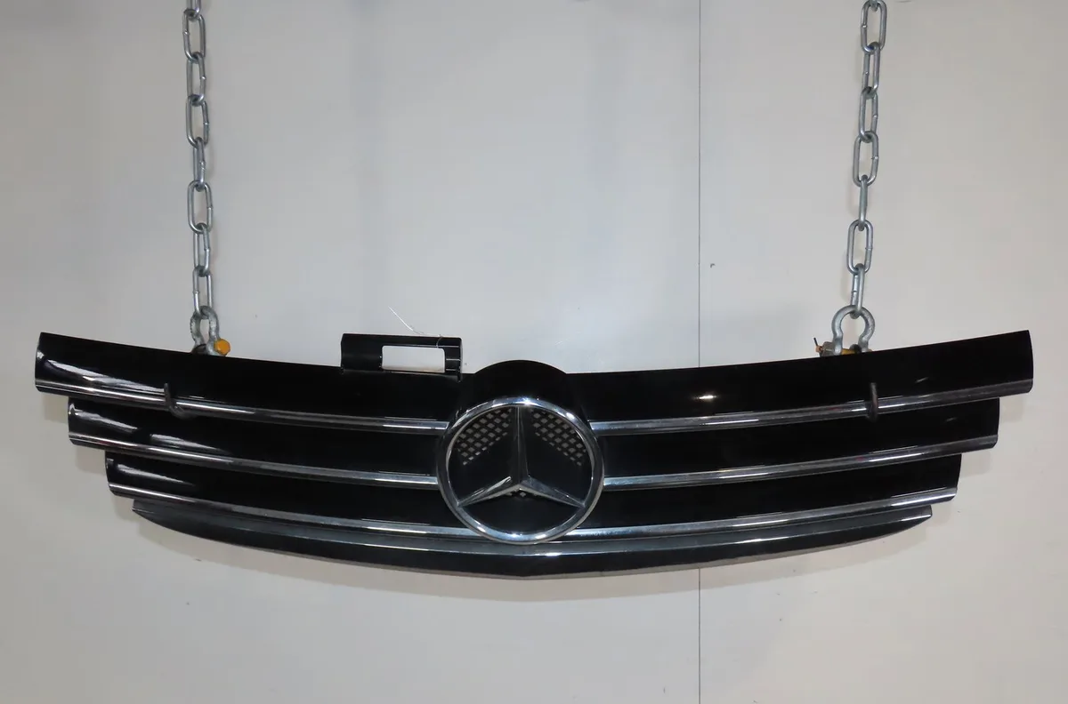 Calandre Mercedes-benz CLASSE A (W169) A 180 cdi (169.007, 169.307) (2004-2012) 5 portes occasion