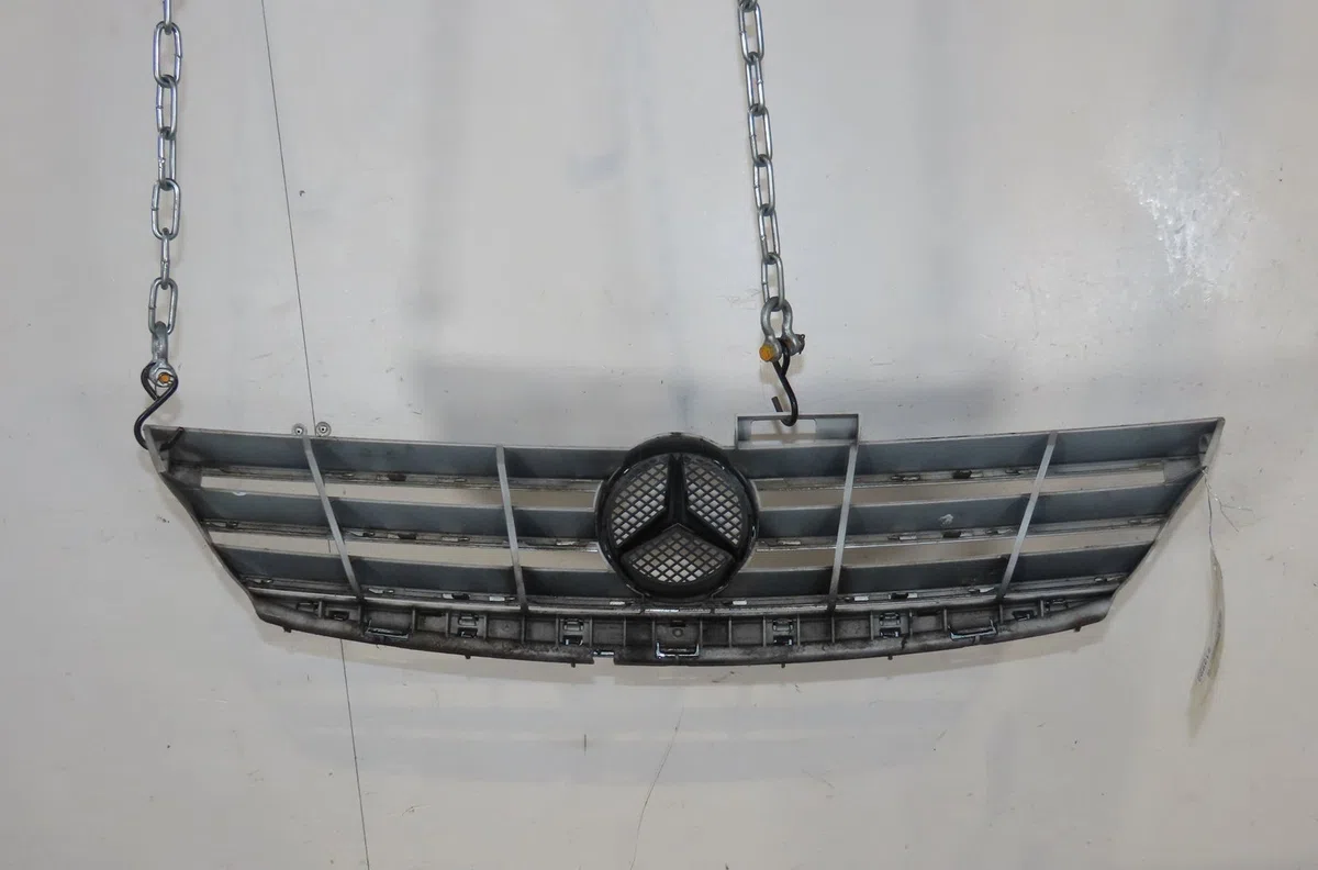 Calandre Mercedes-benz CLASSE A (W169) A 180 cdi (169.007, 169.307) (2004-2012) 5 portes occasion — photo 3
