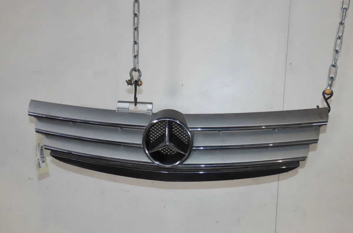 Calandre Mercedes-benz CLASSE A (W169) A 180 cdi (169.007, 169.307) (2004-2012) 5 portes occasion — photo 4