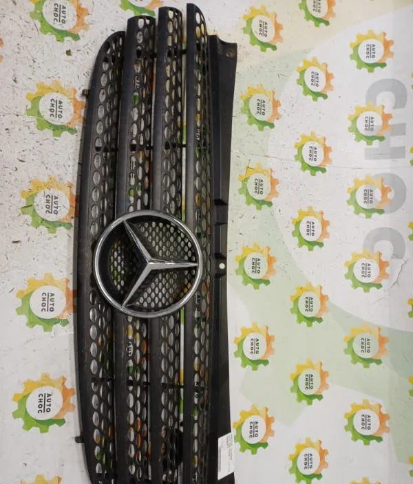 Calandre MERCEDES VITO 639 PHASE 1 occasion — photo 3