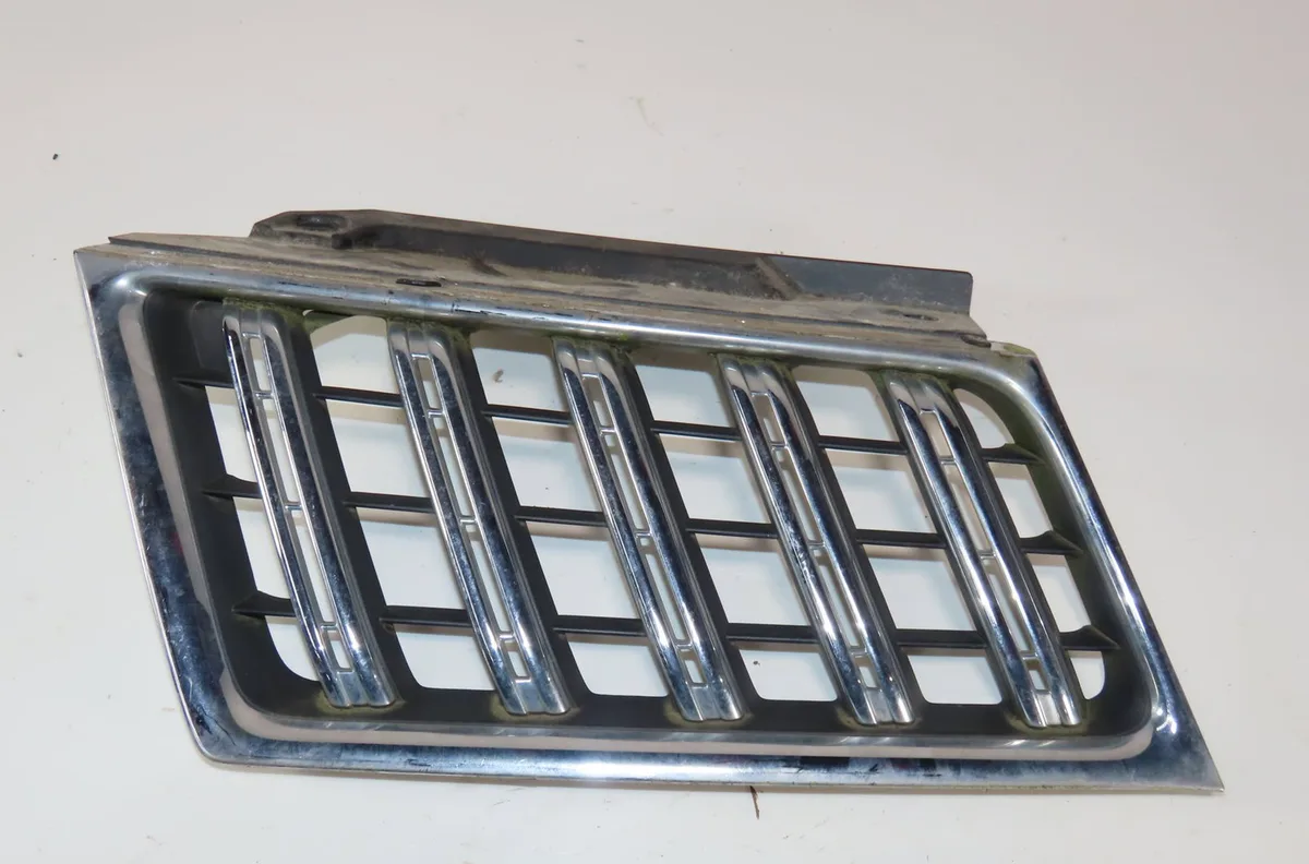 Calandre Mitsubishi L200 - TRITON (KA_T, KB_T) 2.5 di-d 4wd (kb4t) (2005-2015) 4 portes occasion
