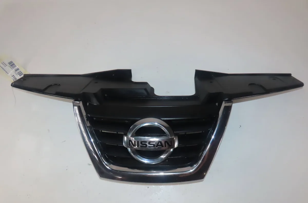 Calandre Nissan JUKE (F15) 1.5 dci (2010) 5 portes occasion