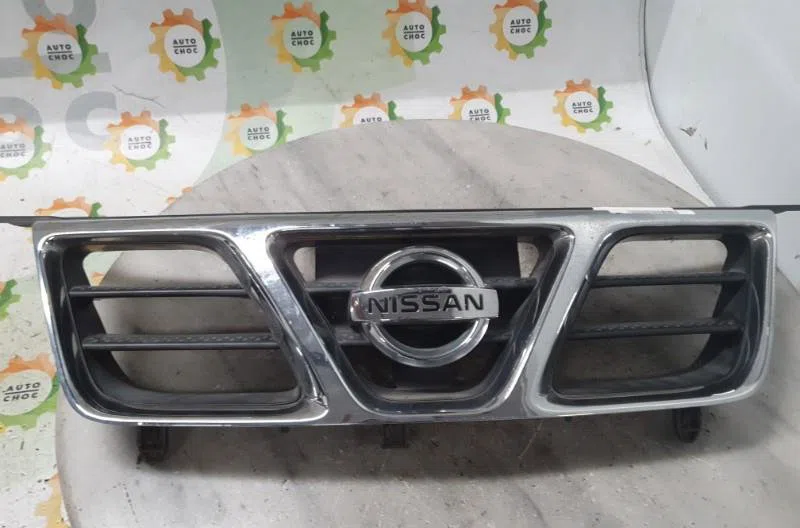 Calandre NISSAN X-TRAIL 1 PHASE 1 occasion — photo 2