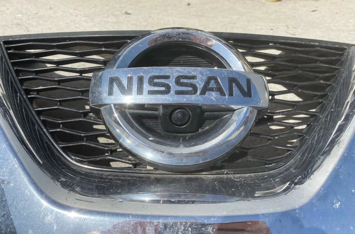 Calandre NISSAN X-TRAIL 3 PHASE 1 occasion — photo 2